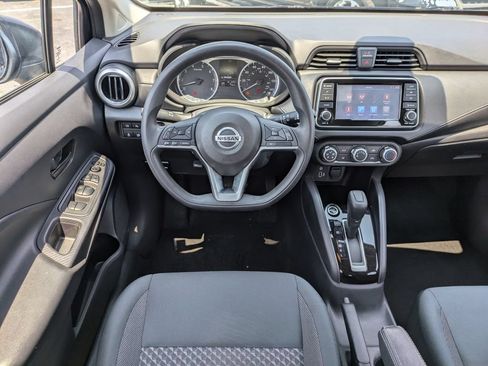 Used 2020 Nissan Versa S FWD image 14