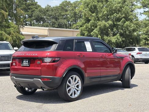Used 2019 Land Rover Range Rover Evoque SE Premium AWD/4WD image 32