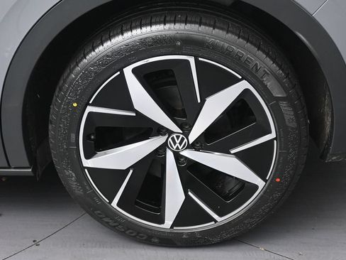Used 2023 Volkswagen ID.4 Pro S RWD image 35