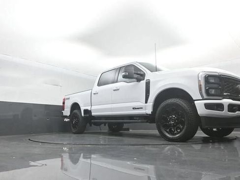 New 2026 Ford F250 XLT w/ XLT Premium Package AWD/4WD image 38