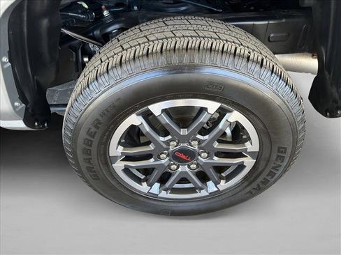 Used 2024 Toyota Tacoma TRD Sport image 17