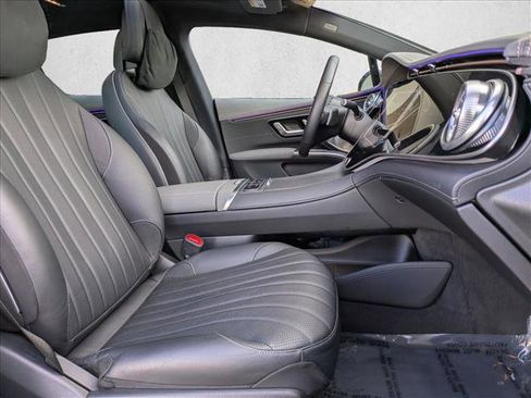 Certified 2022 Mercedes-Benz EQS 580 4MATIC Sedan image 25
