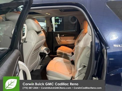 Used 2011 GMC Acadia SLT AWD/4WD image 29