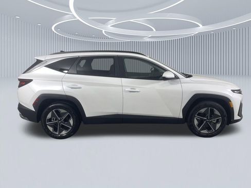 New 2026 Hyundai Tucson SEL image 9