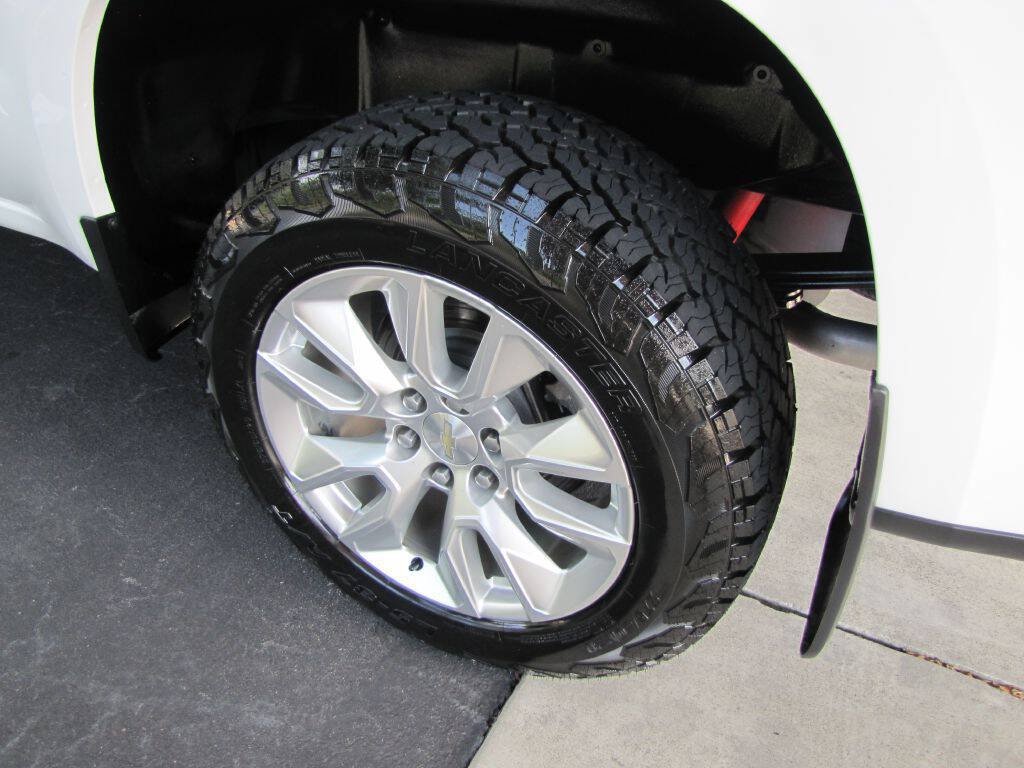 Used 2020 Chevrolet Silverado 1500 RST AWD/4WD image 29