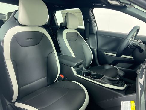 New 2026 Kia K4 GT-Line FWD image 31