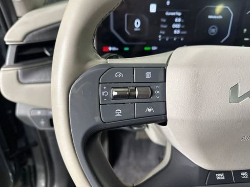 Used 2024 Kia EV9 Wind image 15