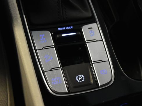 Used 2025 Hyundai Tucson SEL image 17