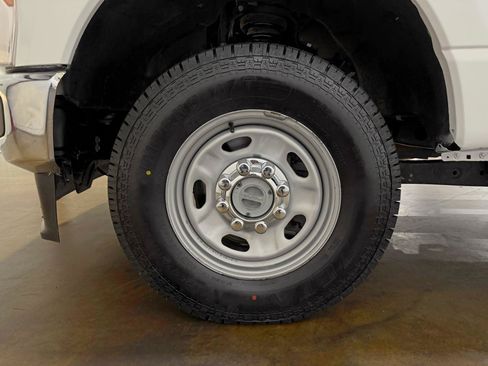 Used 2024 Ford F250 XL w/ FX4 Off-Road Package AWD/4WD image 63