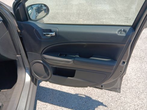 Used 2011 Dodge Caliber Rush FWD image 20