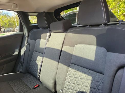 Certified 2025 Nissan Kicks SV w/ SV Premium Package image 19