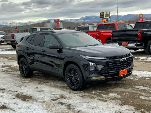New 2026 Chevrolet Trax ACTIV image 3