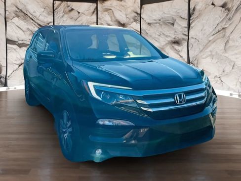 Used 2017 Honda Pilot EX-L image 3