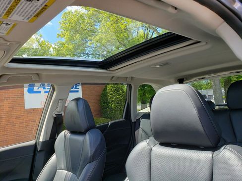 Used 2022 Subaru Forester Touring w/ Popular Package #2 AWD/4WD image 10