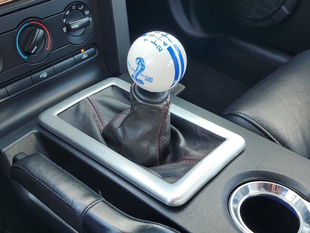 Used 2008 Ford Mustang Shelby GT500 RWD image 19