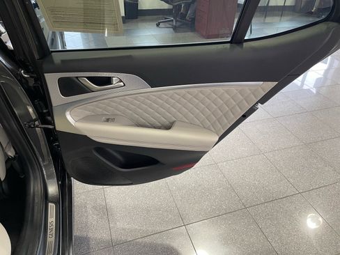 Used 2022 Genesis G70 3.3T w/ Sport Prestige Package AWD/4WD image 43