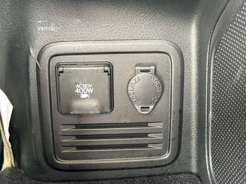 Used 2024 Toyota 4Runner Limited RWD image 14