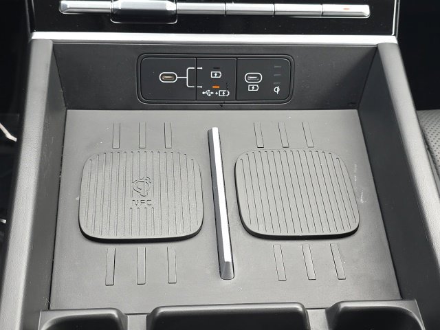 Certified 2025 Hyundai Santa Fe SEL FWD image 17