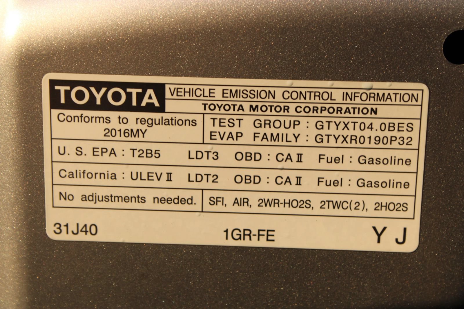 Used 2016 Toyota 4Runner SR5 AWD/4WD image 30