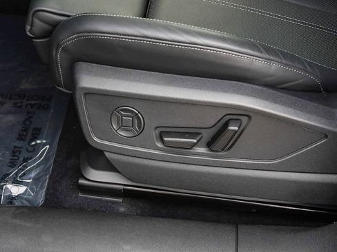 New 2025 Audi Q5 Premium Plus image 24