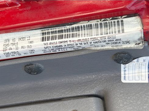 Used 1997 Jeep Wrangler SE image 27