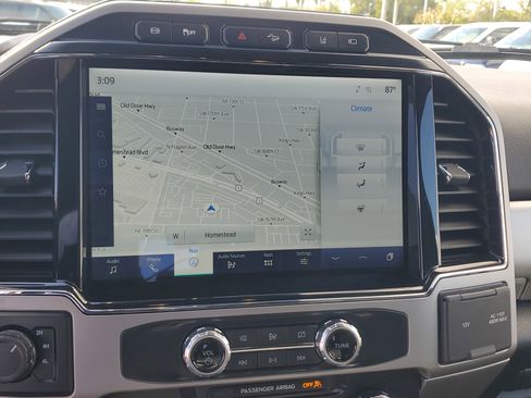 Used 2022 Ford F350 Lariat w/ Lariat Ultimate Package image 10