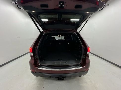 Used 2020 Jeep Grand Cherokee Limited w/ Trailer Tow Group IV image 26