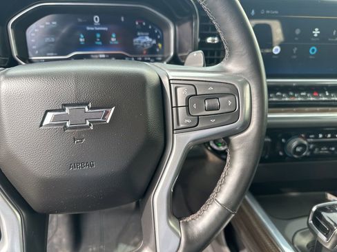 Used 2023 Chevrolet Silverado 1500 RST w/ Z71 Off-Road Package AWD/4WD image 15