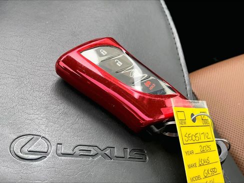 Used 2025 Lexus GX 550 w/ Accessory Package (2T) image 15