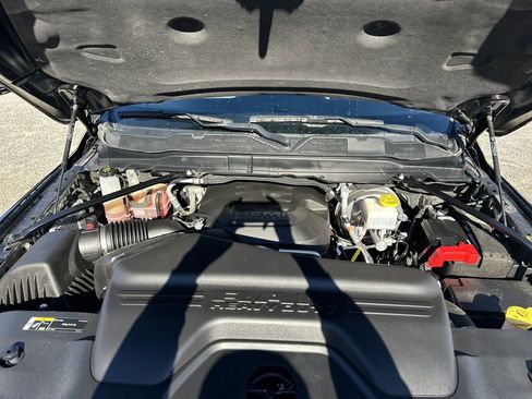 Used 2024 RAM 2500 Big Horn w/ Bed Utility Group image 12