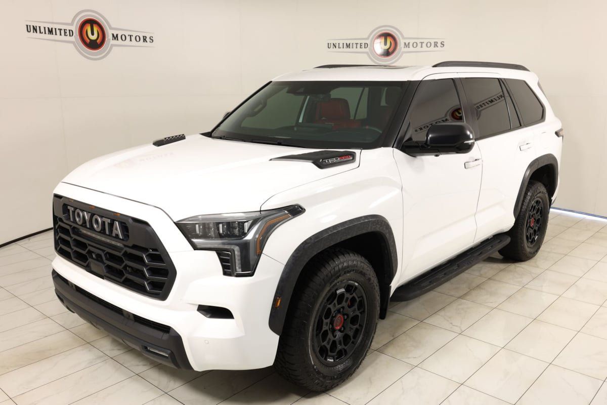 Used 2025 Toyota Sequoia TRD Pro AWD/4WD image 34