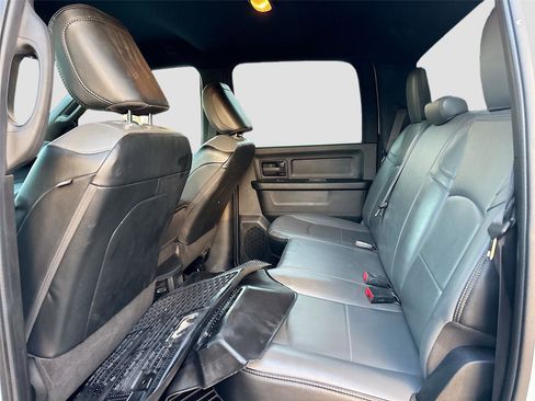 Used 2022 RAM 2500 Tradesman w/ Chrome Appearance Group image 25