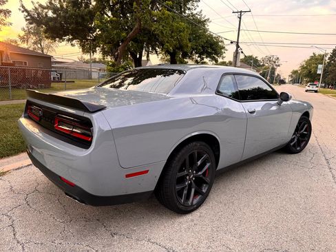 Used 2021 Dodge Challenger SXT w/ Blacktop Package image 4
