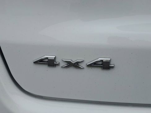 Used 2022 Jeep Compass Limited image 6