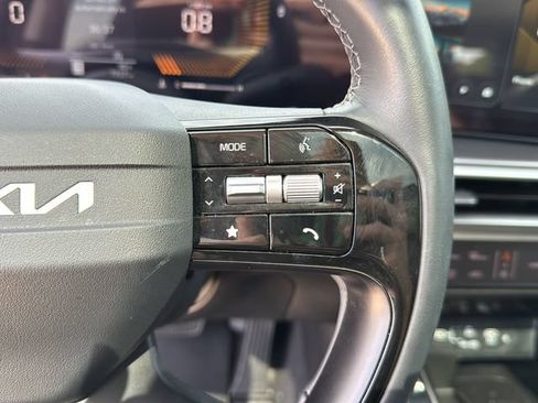 Certified 2026 Kia Sorento S w/ S Panoramic Sunroof Package FWD image 21