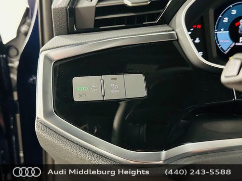 Certified 2025 Audi Q3 2.0T Premium w/ Convenience Plus Package AWD/4WD image 16