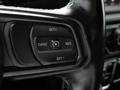 Used 2022 Jeep Wrangler Unlimited Sport AWD/4WD image 25