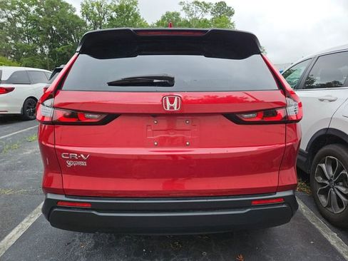 Used 2025 Honda CR-V EX image 8