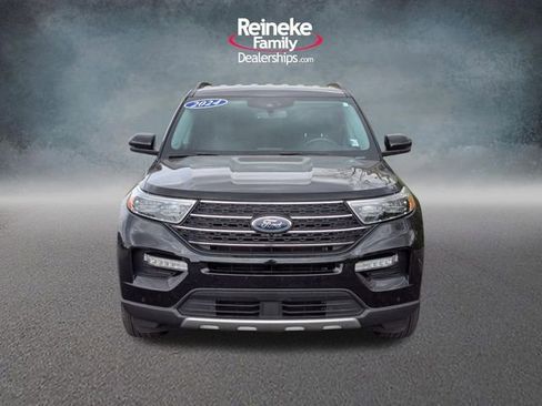 Used 2024 Ford Explorer XLT w/ Equipment Group 202A AWD/4WD image 2
