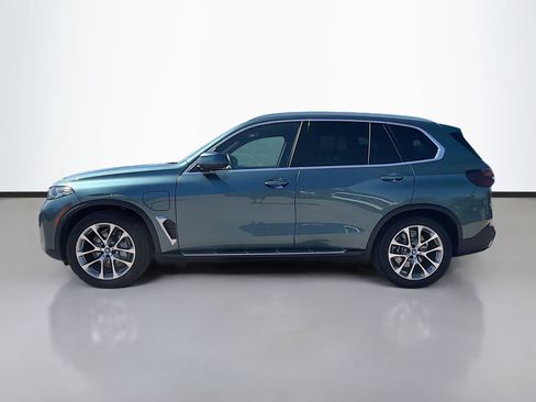 Used 2025 BMW X5 xDrive50e image 7