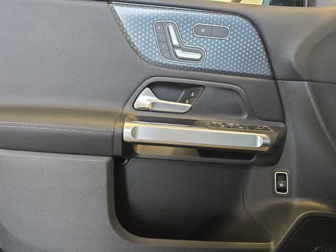Certified 2026 Mercedes-Benz GLB 250 image 29