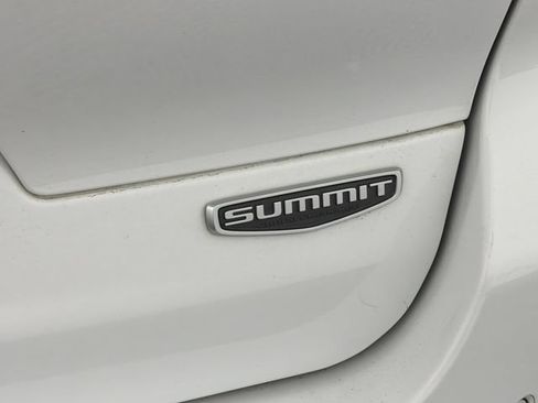 Used 2021 Jeep Grand Cherokee L Summit w/ Advanced Protech Group IV AWD/4WD image 24