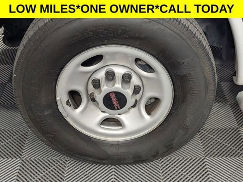 Used 2024 GMC Savana 2500 w/ Driver Convenience Package RWD image 8