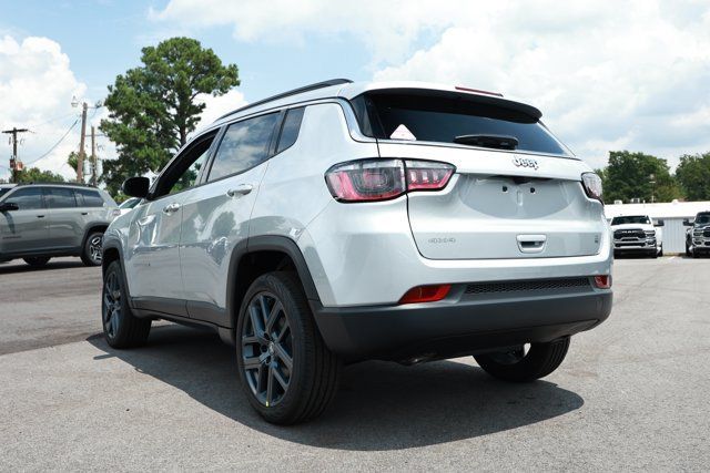 New 2026 Jeep Compass Latitude AWD/4WD image 8