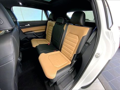 Used 2023 Volkswagen Atlas Cross Sport SEL Premium R-Line image 26