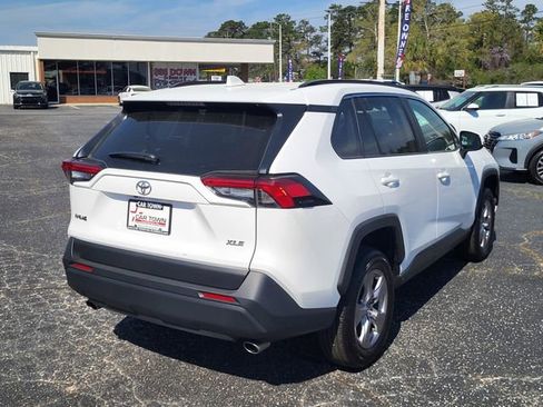 Used 2025 Toyota RAV4 XLE image 2