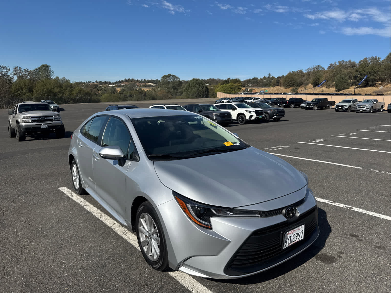 Used 2026 Toyota Corolla LE w/ LE Premium Package FWD image 3