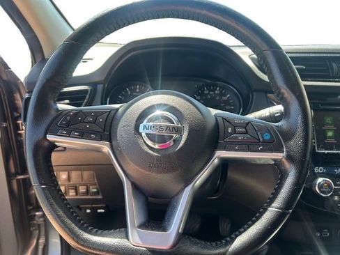 Used 2022 Nissan Rogue Sport SL w/ Premium Package AWD/4WD image 5