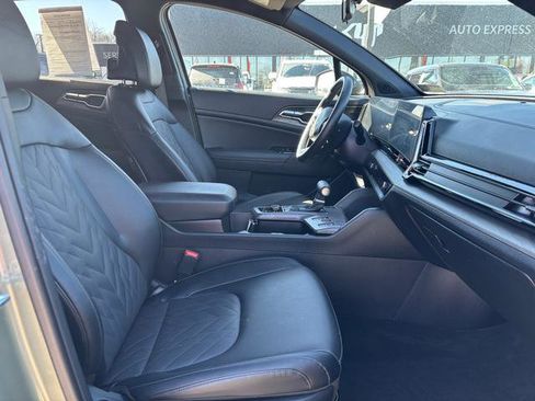 Used 2025 Kia Sportage X-Line image 16