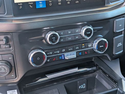 Used 2024 Ford F250 Lariat w/ Lariat Ultimate Package AWD/4WD image 23
